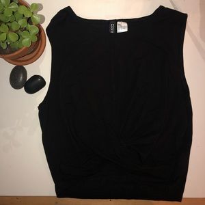 H&M Sz S slightly cropped blouse